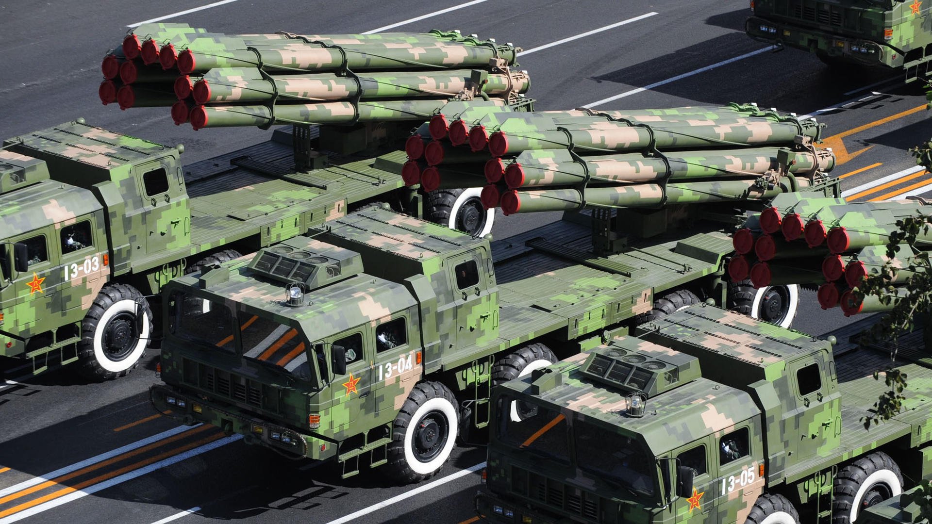 欧洲铁蹄与东方利刃,双线战场上的竞技美学